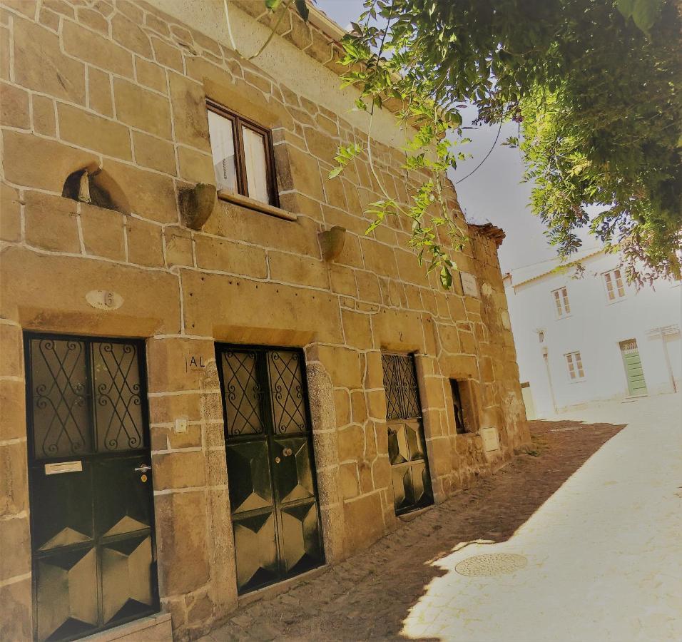 핀헬 Casa Porta De Santiago 빌라 외부 사진