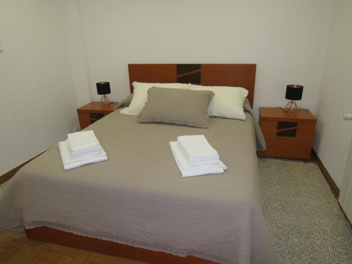 핀헬 Casa Porta De Santiago 빌라 외부 사진
