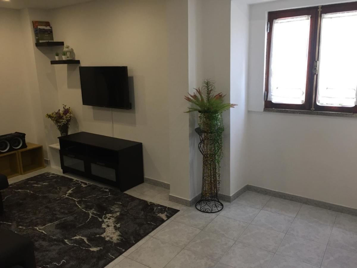 핀헬 Casa Porta De Santiago 빌라 외부 사진